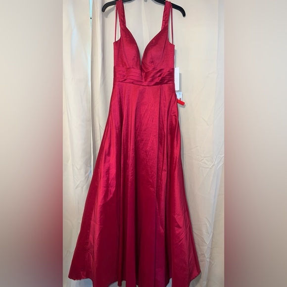 Mac Duggal 65514 Burgundy Pleated Waist Dress - Picture 8 of 9